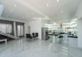 Chalet independiente con terreno en venta en la España, Orihuela, ref: TR415454 foto
