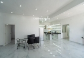 Chalet independiente con terreno en venta en la España, Orihuela, ref: TR415454 foto