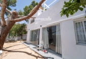 Chalet independiente con terreno en venta en la España, Orihuela, ref: TR415454 foto