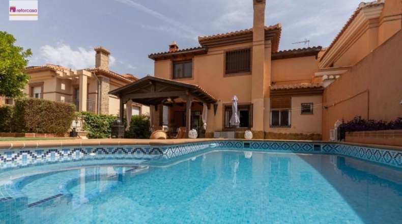 Granada - La Zubia - 312m2