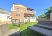 Casa de pueblo en venta en la España, els Pallaresos, ref: TR415462 foto