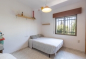 Chalet independiente con terreno en venta en la España, Gójar, ref: TR415468 foto