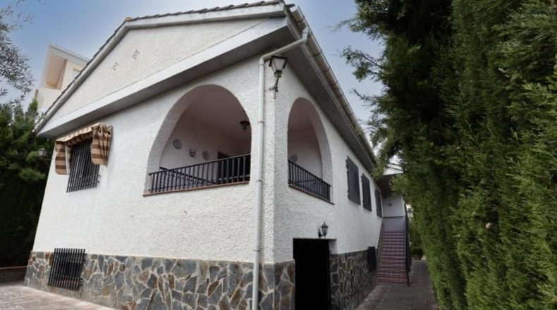 Granada - Gójar - 938m2