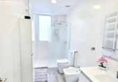 Chalet independiente con terreno en venta en la España, Llíria, ref: TR361073 foto