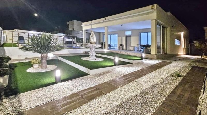 Valencia - Лирия - 524m2