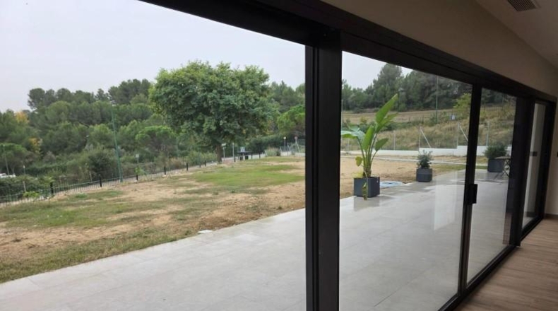 Barcelona - Sant Esteve Sesrovires - 1500m2