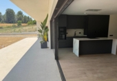 Chalet independiente con terreno en venta en la España, Sant Esteve Sesrovires, ref: TR263130 foto