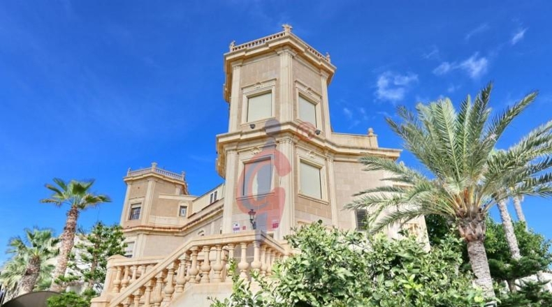Alicante - Guardamar del Segura - 261m2