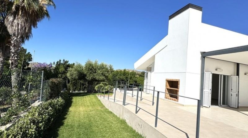 Alicante - Monforte del Cid - 1199m2