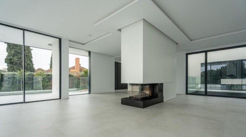Comunidad de Madrid - Las Rozas de Madrid - 2100m2