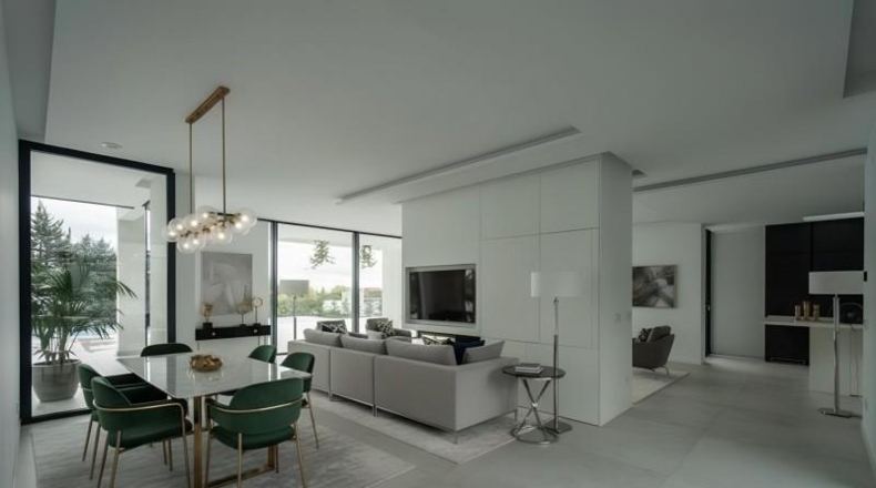 Comunidad de Madrid - Las Rozas de Madrid - 2100m2