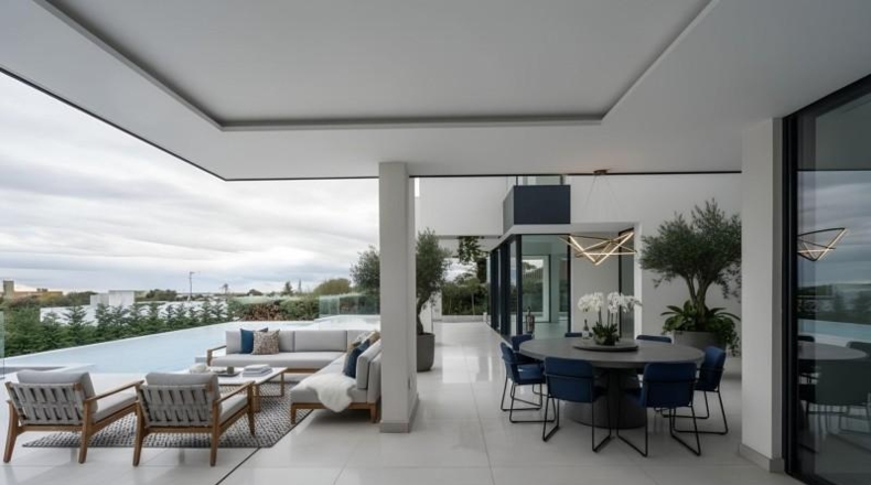 Comunidad de Madrid - Las Rozas de Madrid - 2100m2