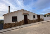 Chalet independiente con terreno en venta en la España, Cuevas del Campo, ref: TR415528 foto