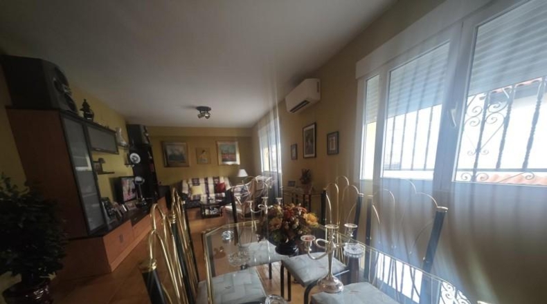 Cáceres - Valdeobispo - 250m2