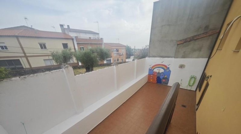 Cáceres - Valdeobispo - 250m2