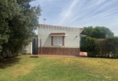 Chalet independiente con terreno en venta en la España, Chiclana de la Frontera, ref: TR415571 foto