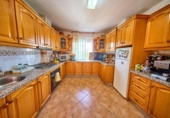 Chalet independiente con terreno en venta en la España, Nívar, ref: TR415595 foto