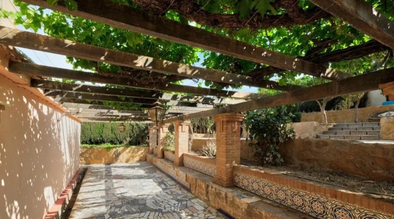 Granada - Almuñécar - 1800m2