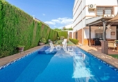 Chalet independiente con terreno en venta en la España, Jun, ref: TR415608 foto