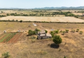 Chalet independiente con terreno en venta en la España, Felanitx, ref: TR415624 foto