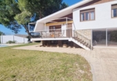 Chalet independiente con terreno en venta en la España, Petrer, ref: TR229367 foto