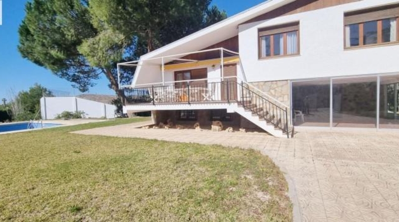 Alicante - Petrer - 2850m2