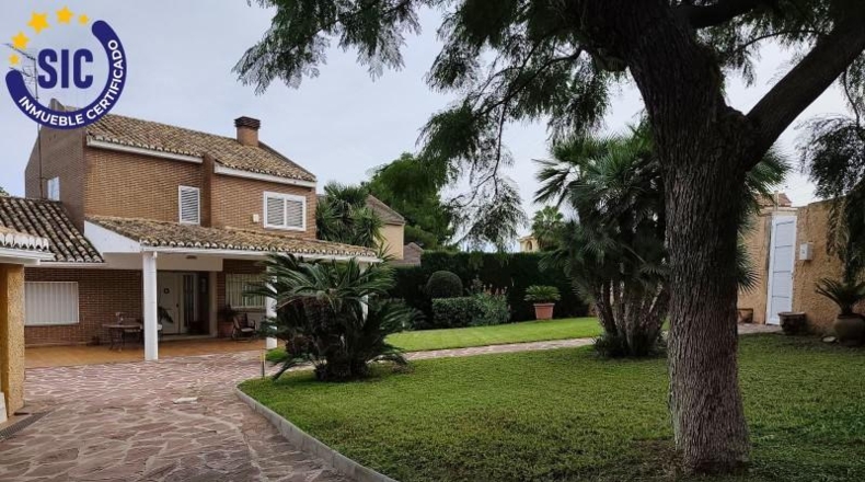 Valencia - Torrente - 895m2