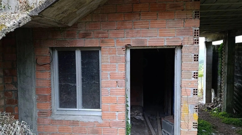 Pontevedra - A Estrada - 1200m2