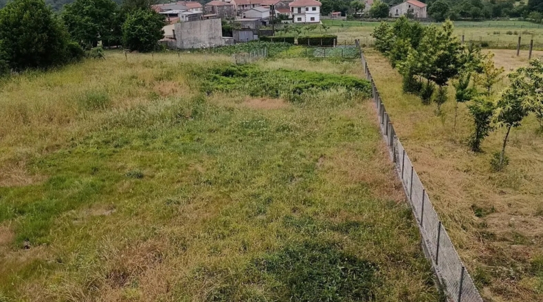 Pontevedra - A Estrada - 1200m2