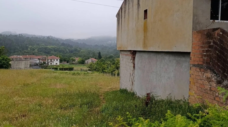 Pontevedra - A Estrada - 1200m2