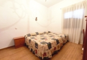 Chalet independiente con terreno en venta en Badajoz ref: TR415648 foto