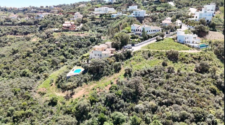 Málaga - San Pedro de Alcántara - 3470m2