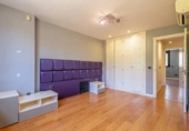 Chalet independiente con terreno en venta en Sabadell ref: TR415663 foto
