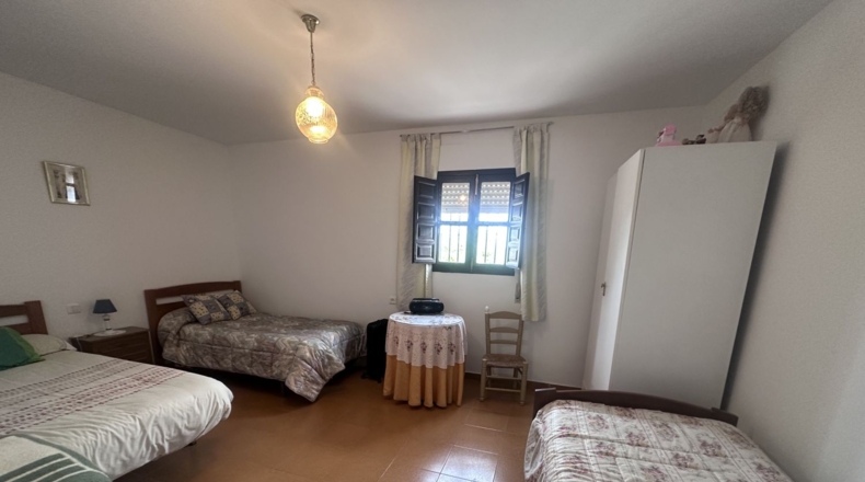 Malaga - Alcaucín - 2448m2