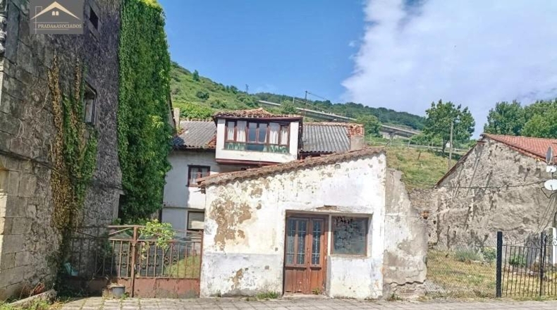 Cantàbria - Santiurde de Reinosa - 327m2