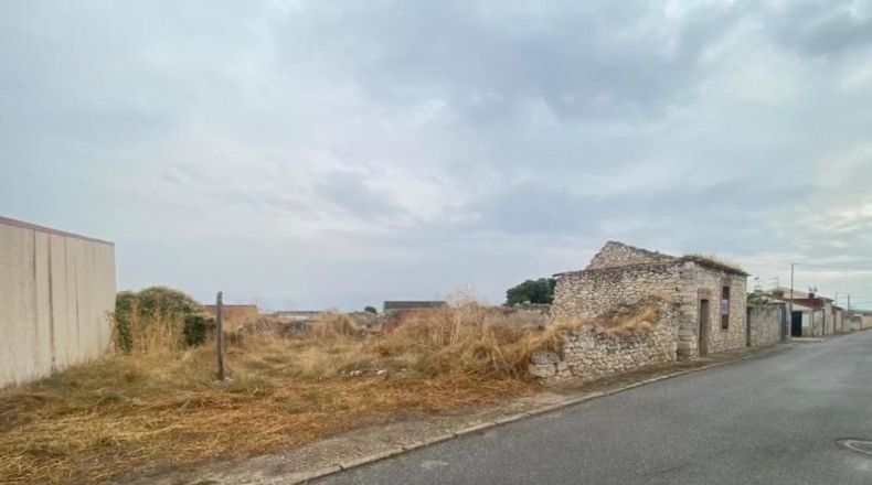 Segòvia - Olombrada - 226m2
