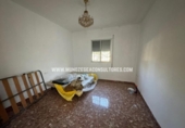 Chalet independiente con terreno en venta en la España, Lucena, ref: TR226013 foto