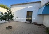 Chalet independiente con terreno en venta en la España, Lucena, ref: TR226013 foto