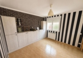 Chalet independiente con terreno en venta en la España, Ponferrada, ref: TR415042 foto