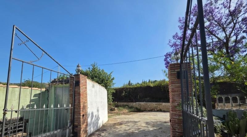 Málaga - Guaro - 2172m2