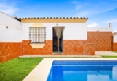 Chalet independiente con terreno en venta en la España, Chiclana de la Frontera, ref: TR407001 foto