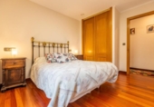 Chalet independiente con terreno en venta en la España, Sada de Arriba, ref: TR395738 foto