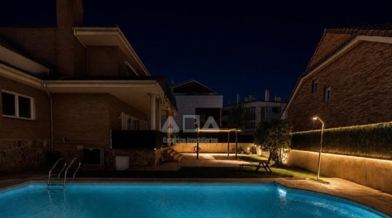 Comunidad de Madrid - Villanueva de la Cañada - 504m2