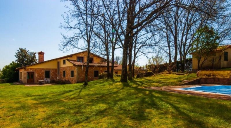 Cáceres - Jarandilla de la Vera - 675m2
