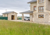 Chalet independiente con terreno en venta en la España, Castropol, ref: TR353518 foto