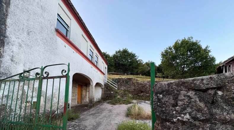 La Coruna - Oroso Pequeno - 5000m2