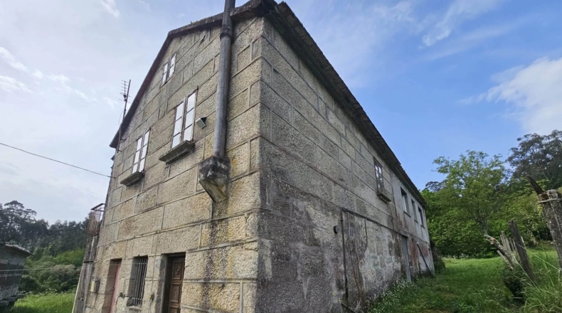 Pontevedra - O Toural - 2000m2