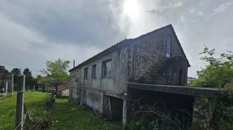 Pontevedra - O Toural - 2000m2