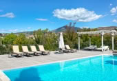 Chalet independiente con terreno en venta en la España, Marbella, ref: TR239793 foto