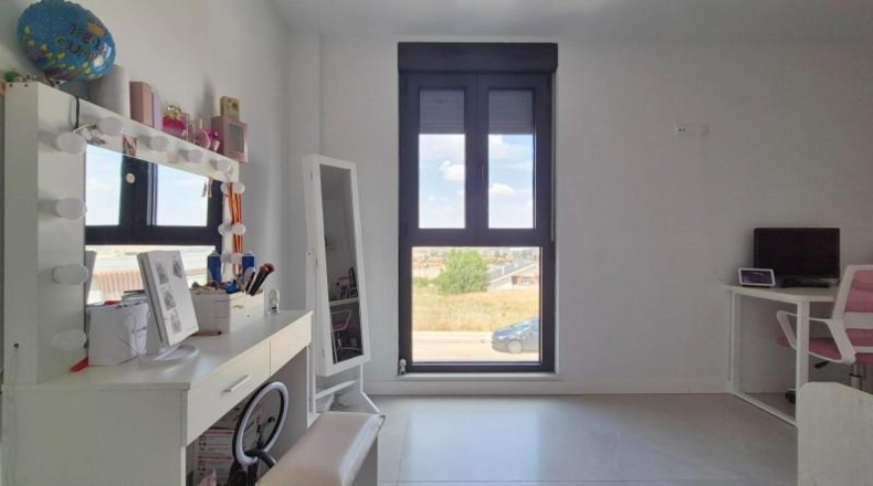 Salamanca - Carrascal de Barregas - 216m2